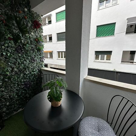 Bastinazo Alohadream - Premium - La Mejor Ubicacion Con Aire Acondicionado, Insonorizacion, Terraza Y Equipamiento En El Puerto De Santa Maria - Grupo De Solo Menores De 25 No Aceptados Salvo Fianza Adicional Esterno foto