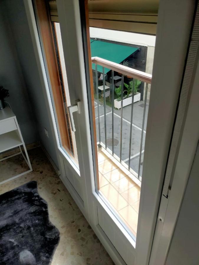 Bastinazo Alohadream - Premium - La Mejor Ubicacion Con Aire Acondicionado, Insonorizacion, Terraza Y Equipamiento En El Puerto De Santa Maria - Grupo De Solo Menores De 25 No Aceptados Salvo Fianza Adicional Esterno foto