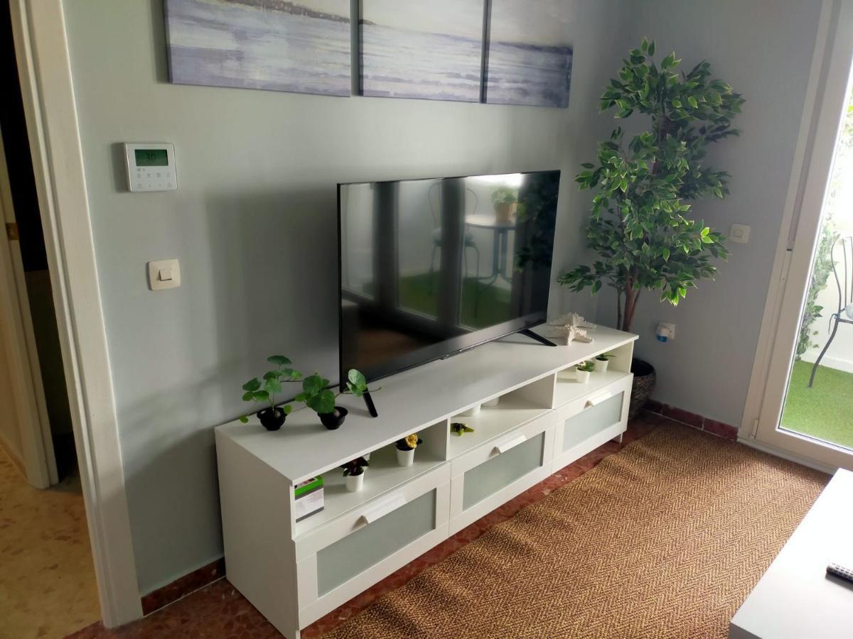 Bastinazo Alohadream - Premium - La Mejor Ubicacion Con Aire Acondicionado, Insonorizacion, Terraza Y Equipamiento En El Puerto De Santa Maria - Grupo De Solo Menores De 25 No Aceptados Salvo Fianza Adicional Esterno foto