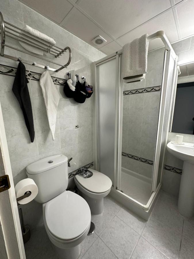Bastinazo Alohadream - Premium - La Mejor Ubicacion Con Aire Acondicionado, Insonorizacion, Terraza Y Equipamiento En El Puerto De Santa Maria - Grupo De Solo Menores De 25 No Aceptados Salvo Fianza Adicional Esterno foto